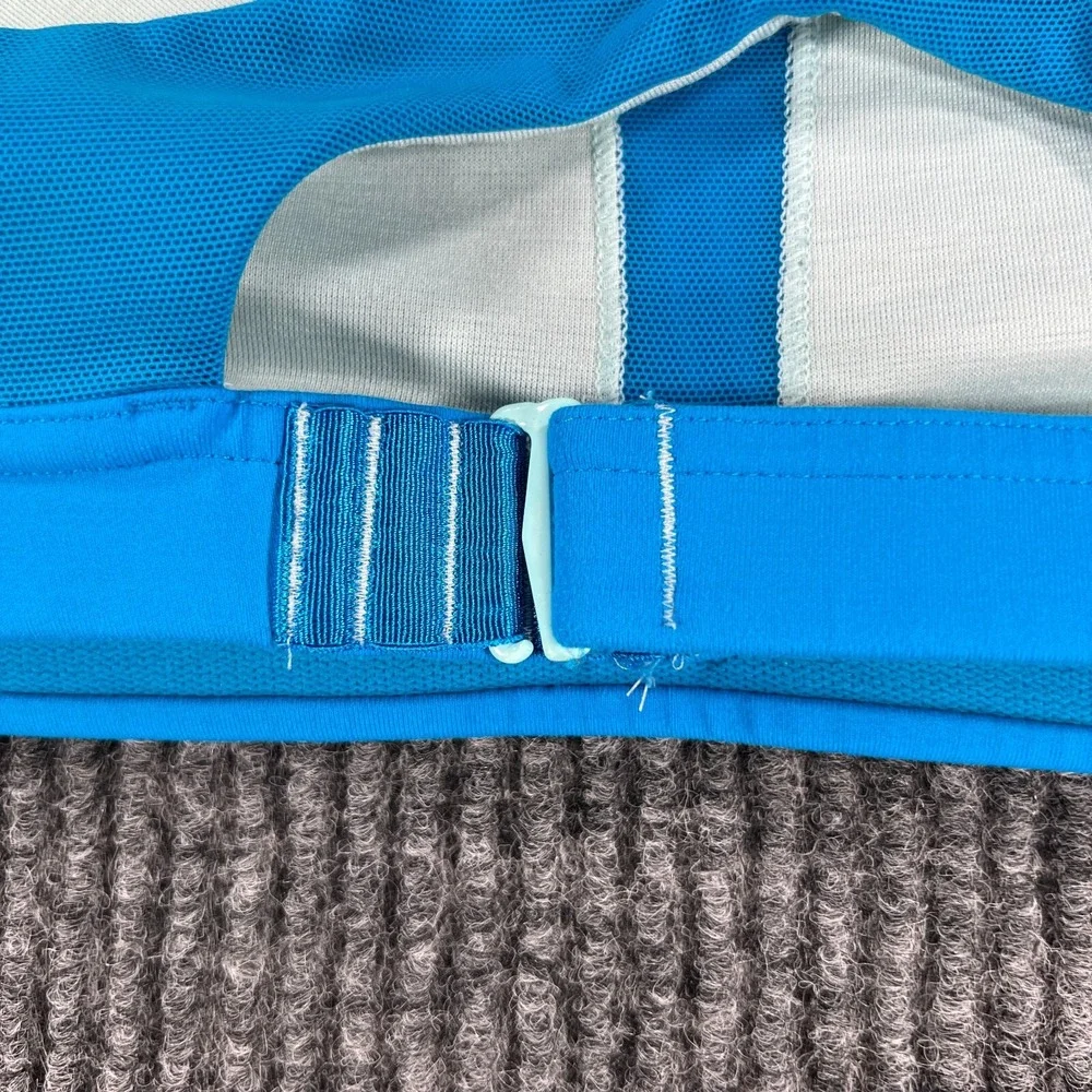 Lululemon Bra Womens Size 6 Blue Racerback Sports Training Workout Active